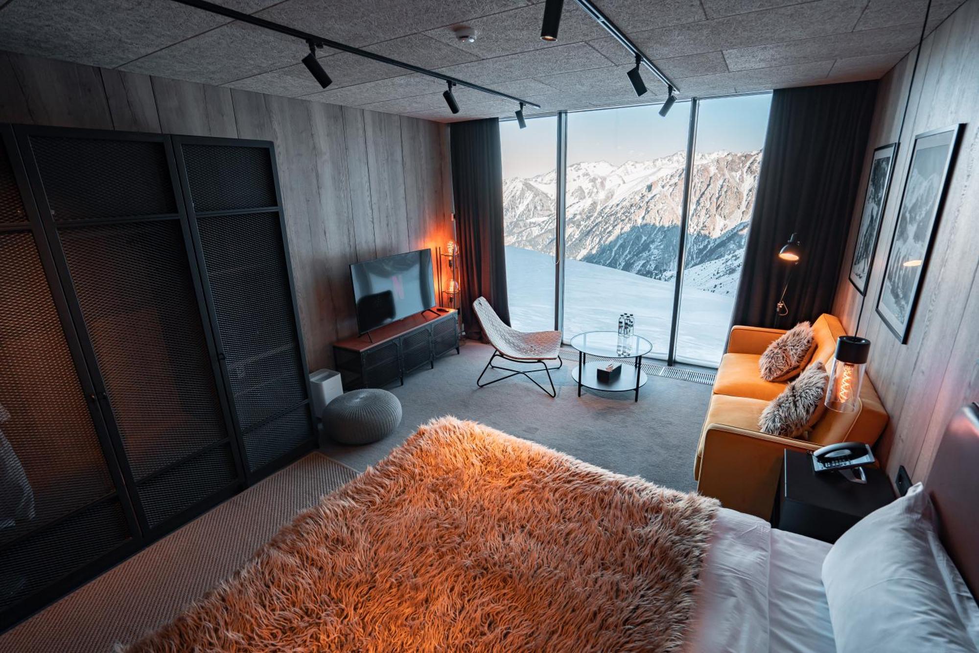 Tenir Eco Hotel, Shymbulak Mountain Resort Ałma Ata Zewnętrze zdjęcie